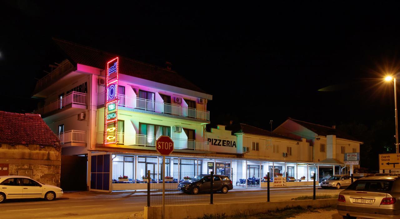 Motel "Tri Lovca" Knin Exterior photo
